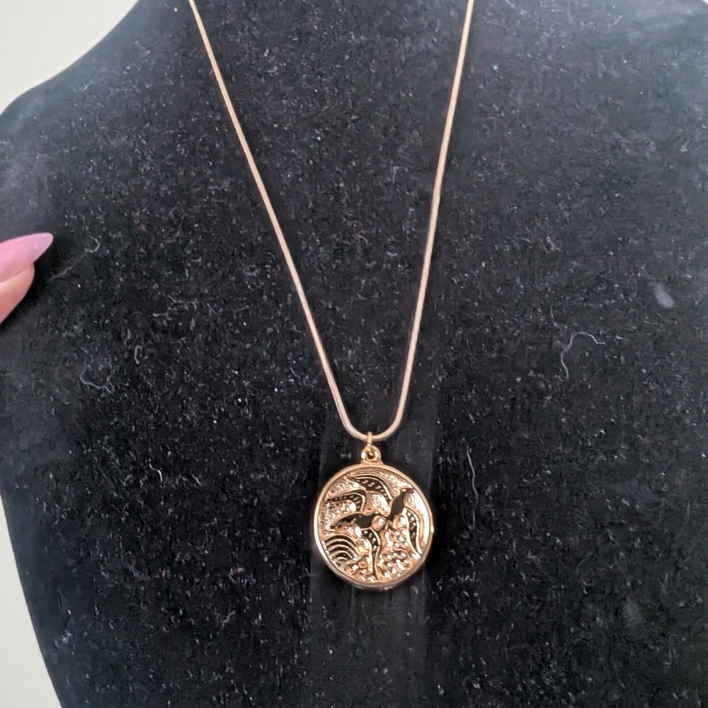 Gold Bird Relief Pendant Necklace - Women Jewelry - Picture 10 of 13
